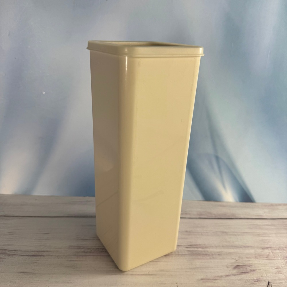 Tupperware Canister 1696-6 Vintage Almond Cream Tall Square Modular Mate Storage